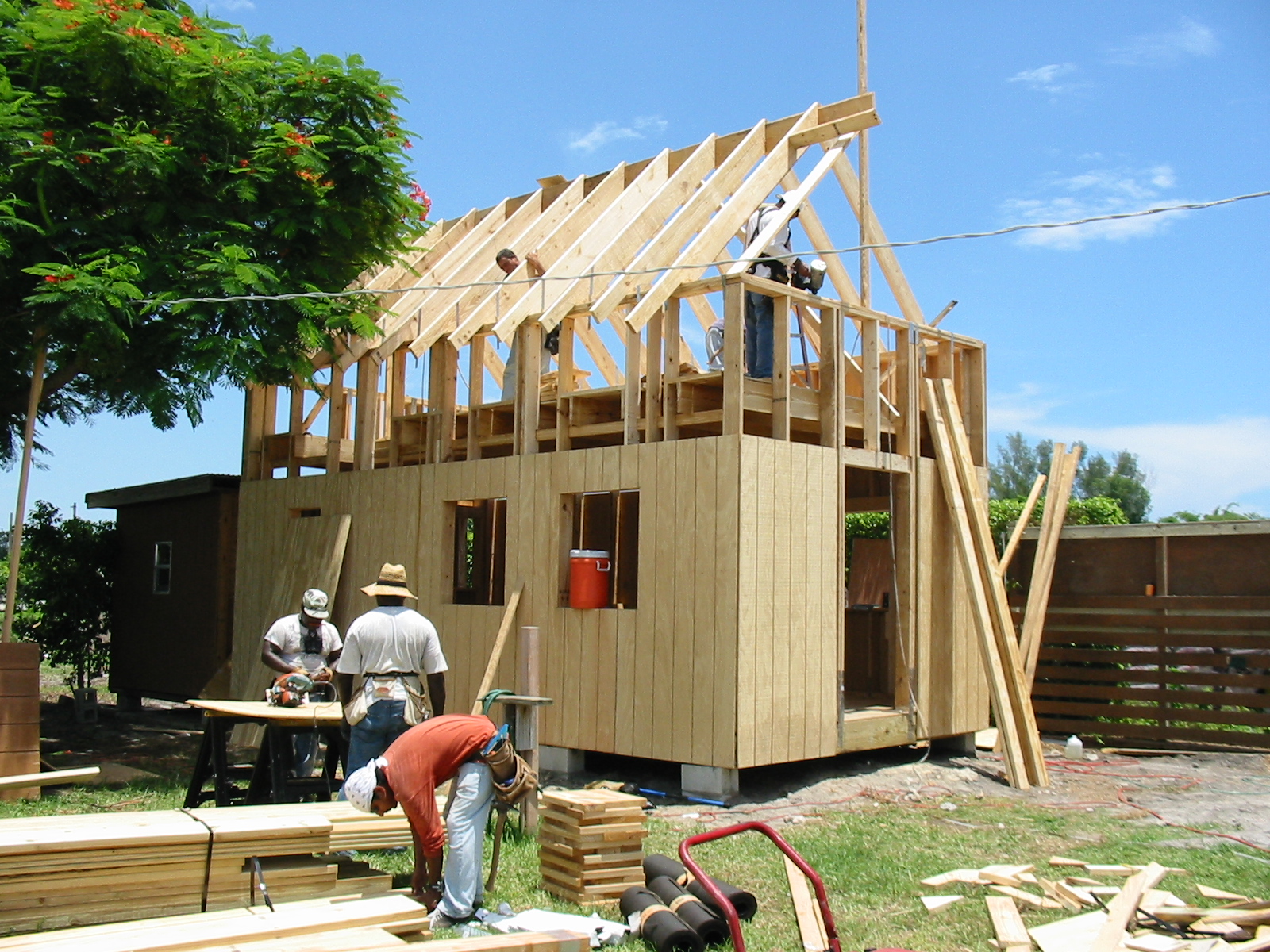 Keith is iBuildingi the 12x24 Homesteader s Cabin 