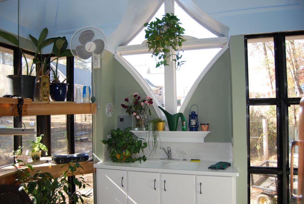 Jeff's Cabin & Greenhouse TinyHouseDesign