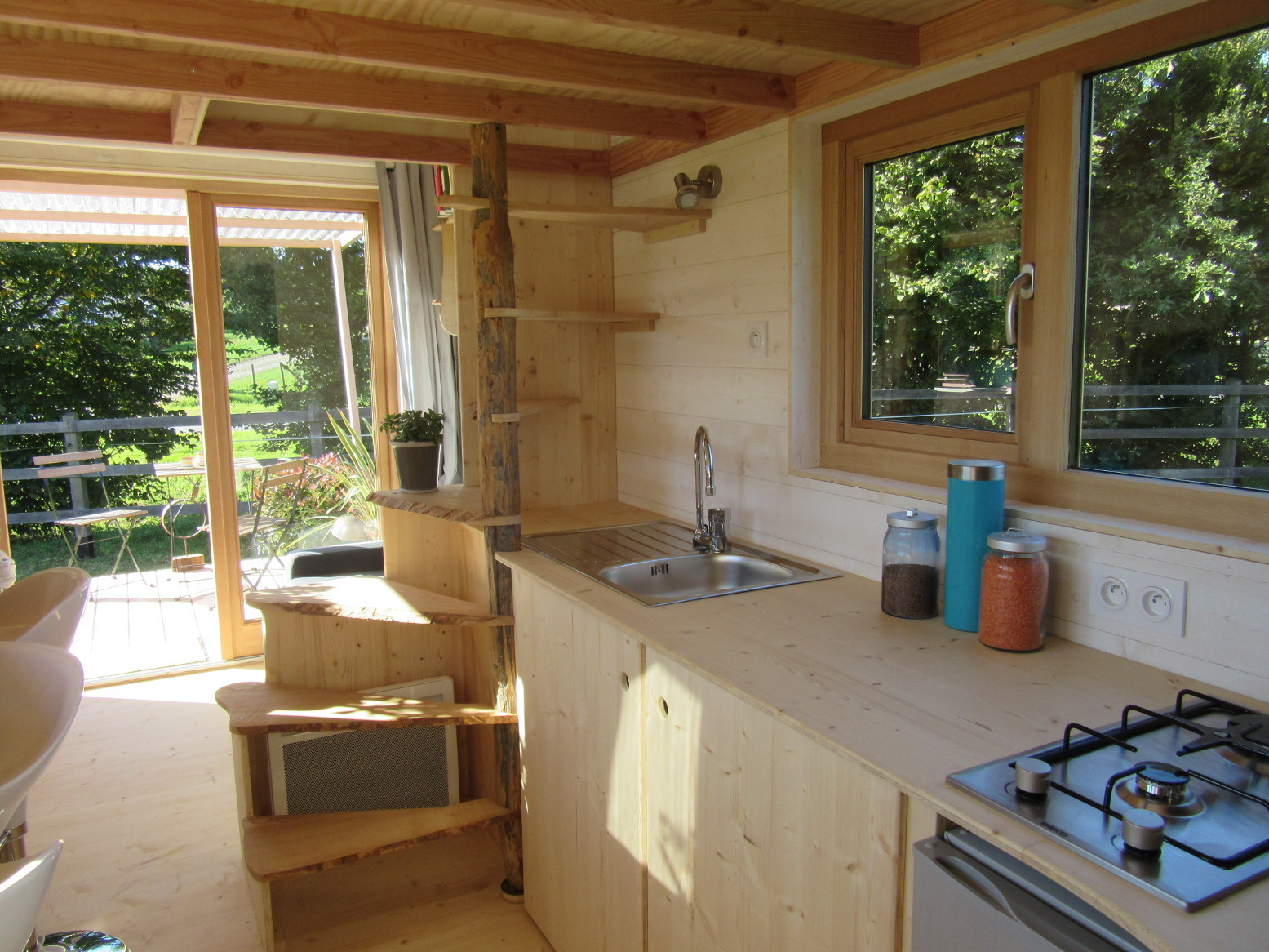 La Tiny House - Kitchen