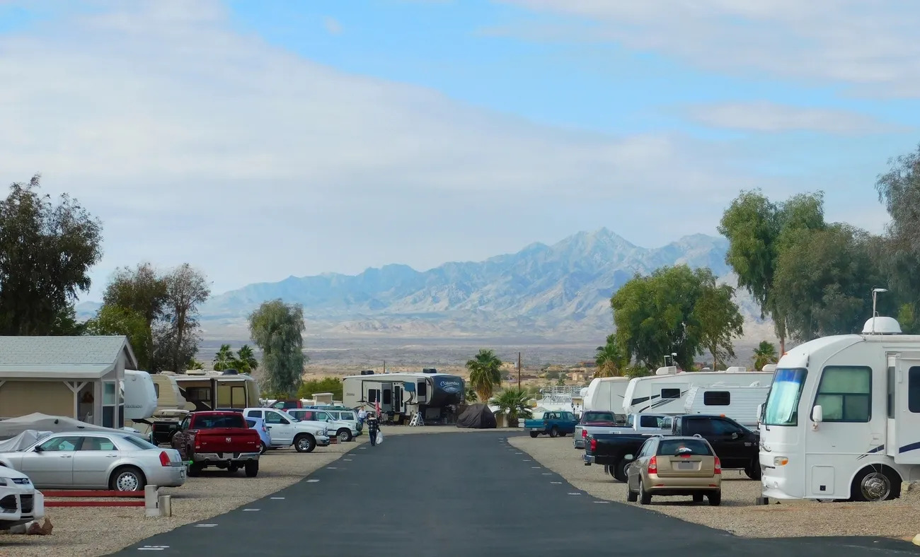 Top 12 RV Parks When Visiting Lake Havasu, AZ – TinyHouseDesign
