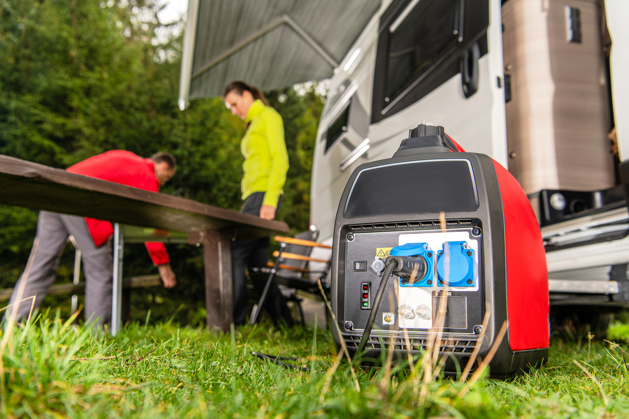 What Does An Inverter Do In An RV? – TinyHouseDesign